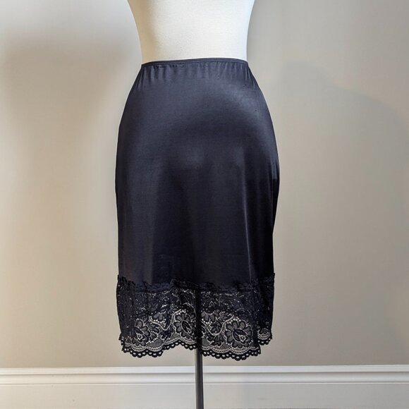 Vanity Fair Black Slip Skirt with Lace Hem - Size M - Picture 1 of 9